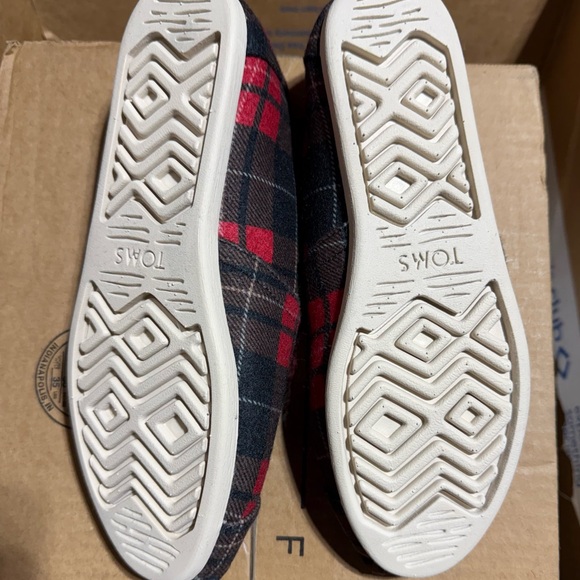 Toms Red and Black Plaid Women's Shoes - Picture 4 of 4